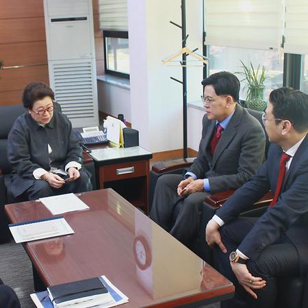 오송첨단의료산업진흥재단 교류 협의 이미지